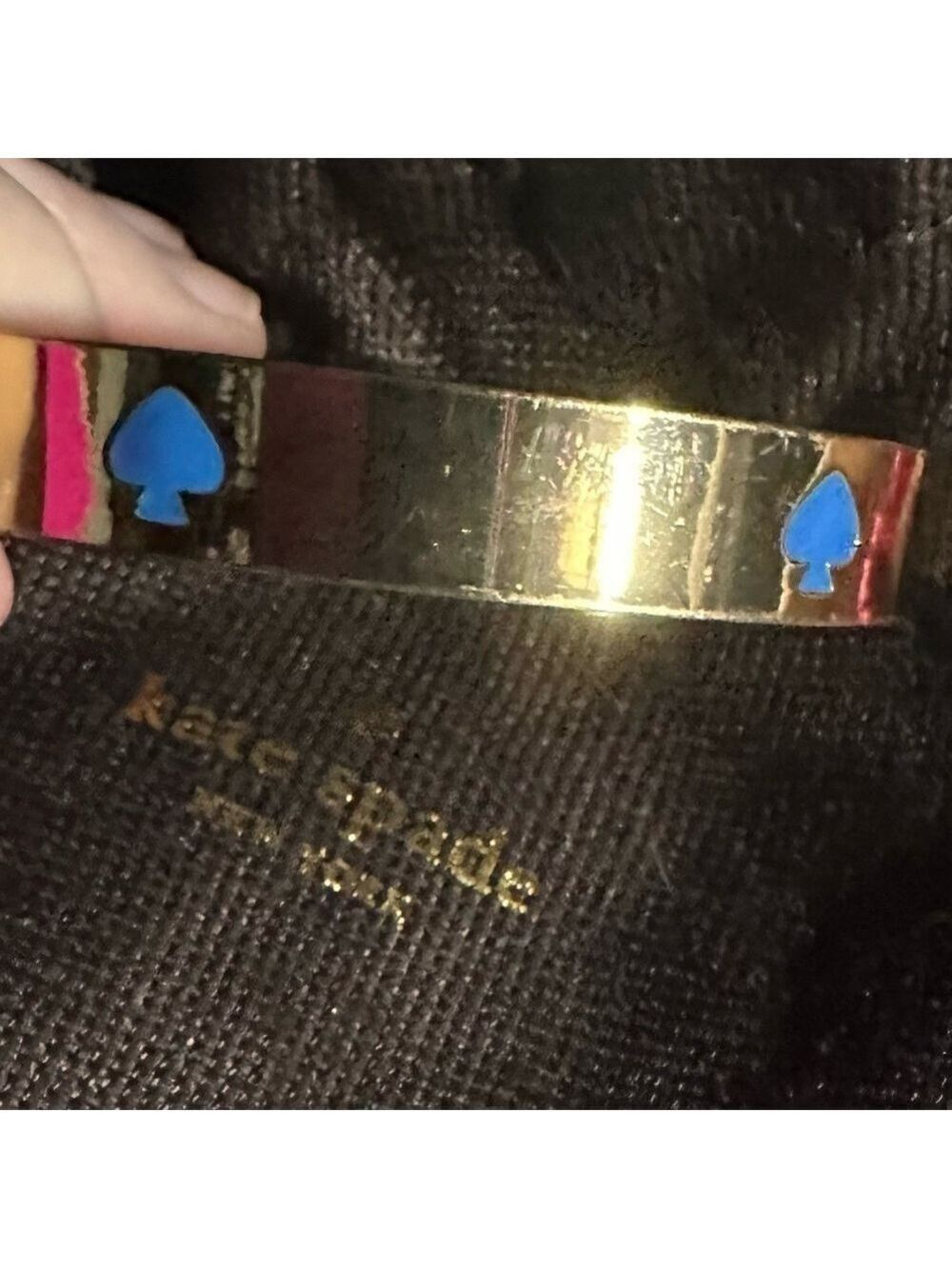 Kate Spade Gold Tone Royal Blue Enamel Spade Logo Bangle Vintage 0037 - Picture 2 of 6